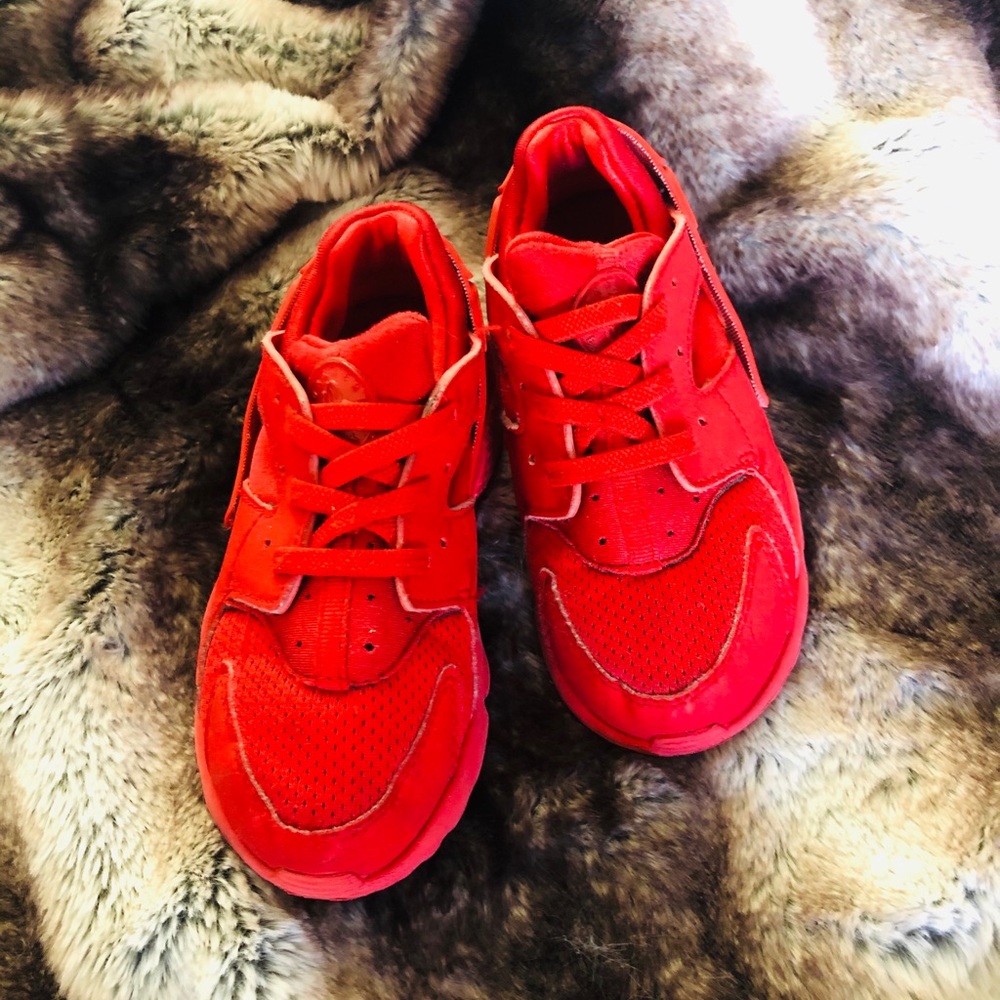 Nike Hurachi